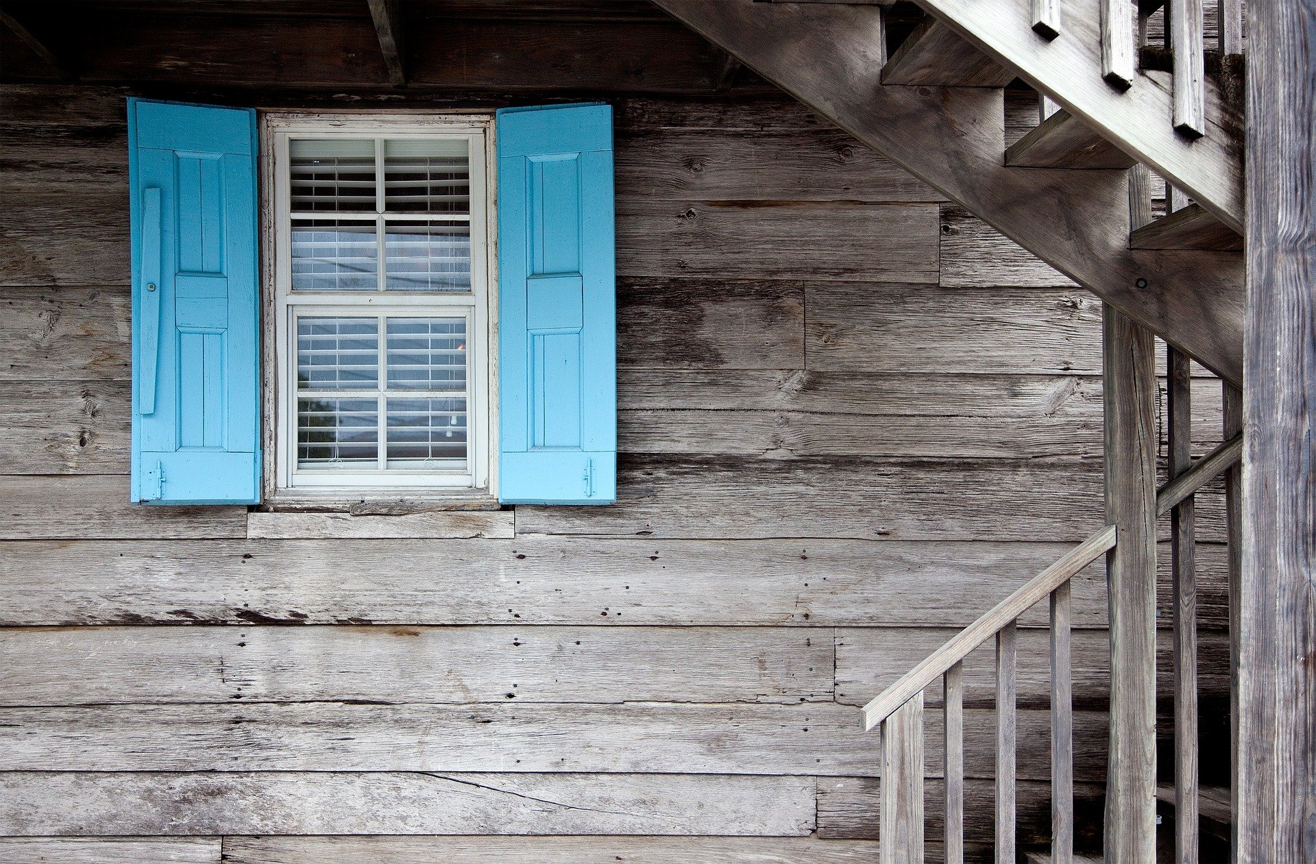 Shutters 669296 1920